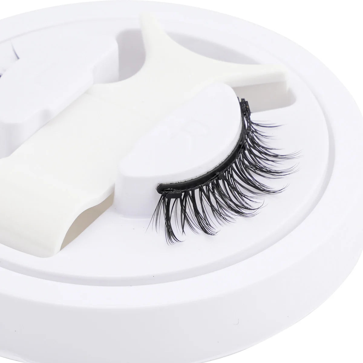 1 Pair Reusable Magnetic False Eyelashes – Natural Mink